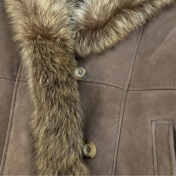 Vintage 1970s Luxurious Lanvin Deep Taupe Fur Collar Suede Coat - Size 14 - Picture 5 of 16